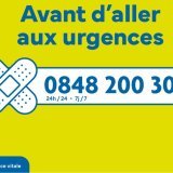Le 0848 200 300 remplace les anciens numéros payants 0900 destinés aux urgences non vitales pour adultes et enfants. Ces derniers seront définitivement désactivés à la fin de l’année.